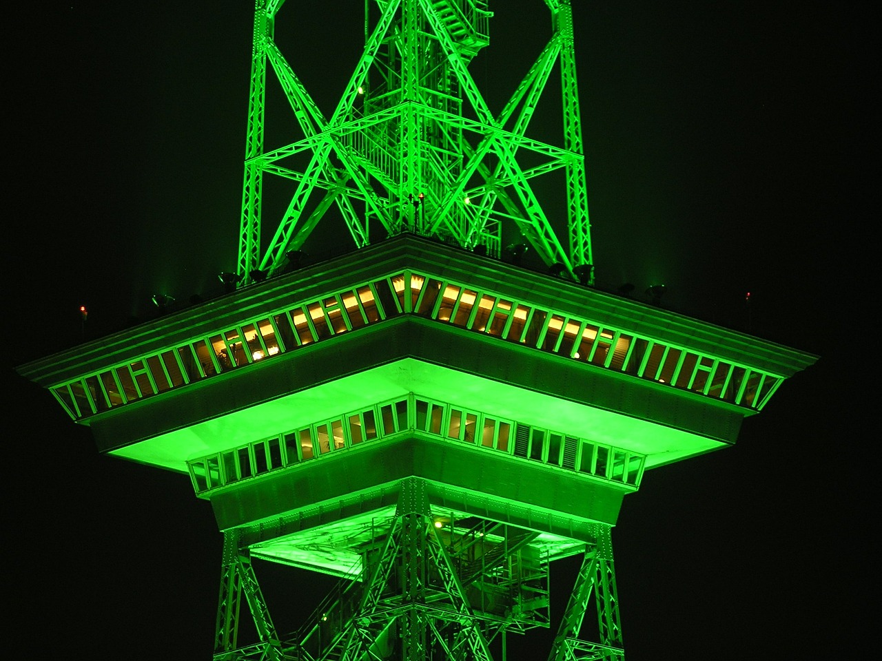 radio tower berlin night free photo