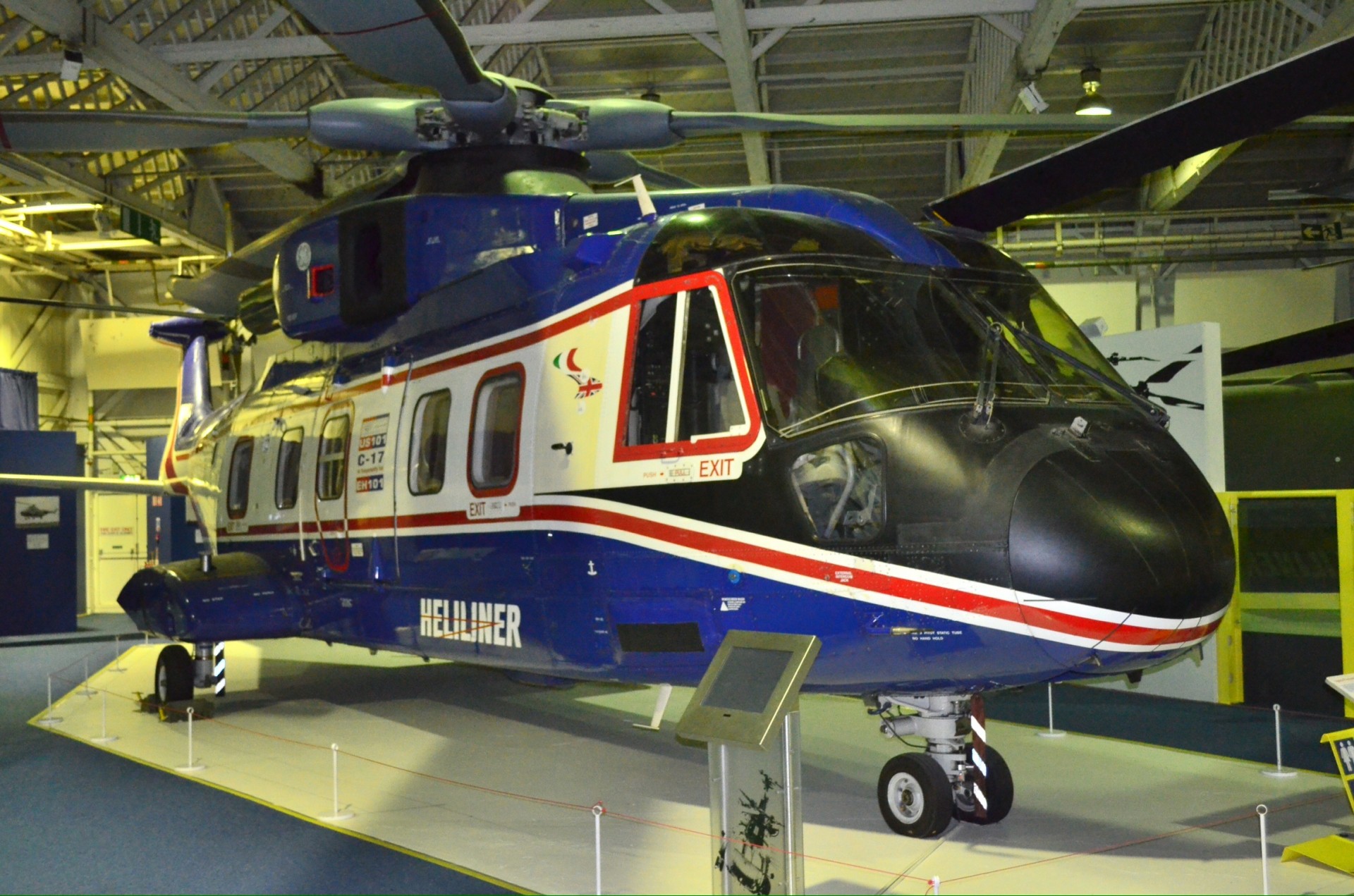 helicopters raf museum free photo