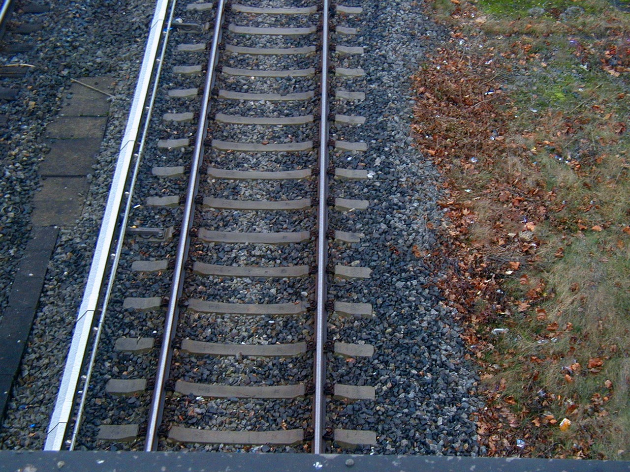 rail train track free photo