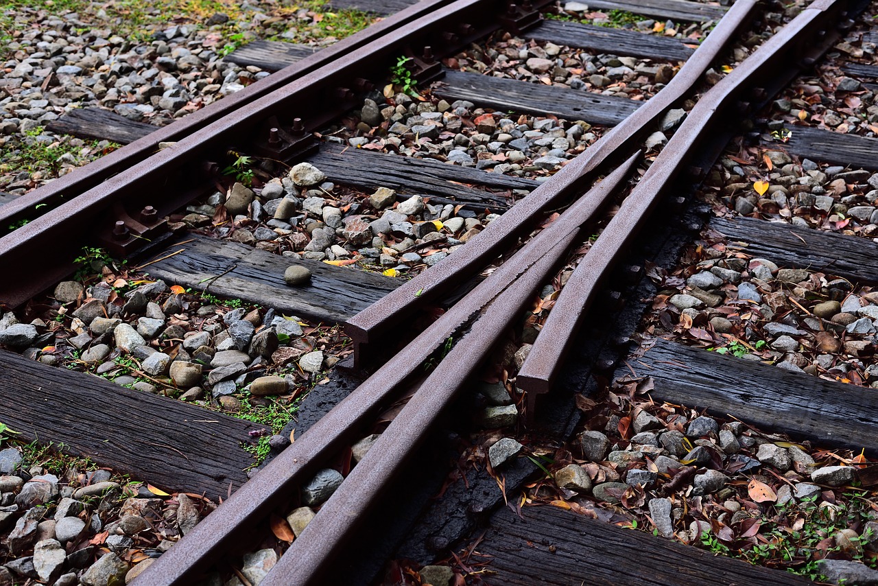 rail  railway  tracks free photo