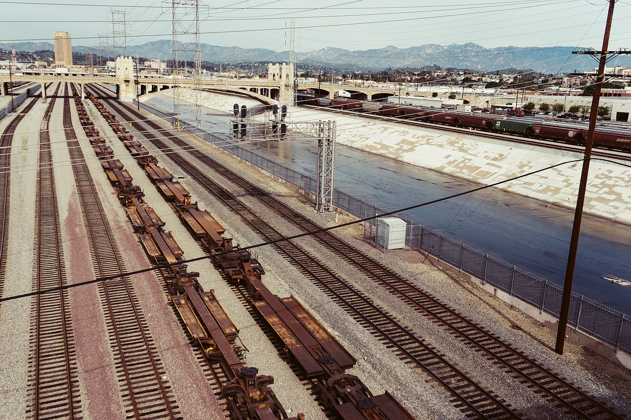 railroad railway train tracks free photo