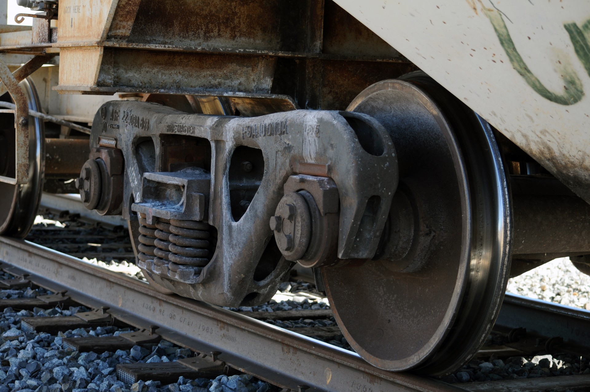 railroad train wheel free photo