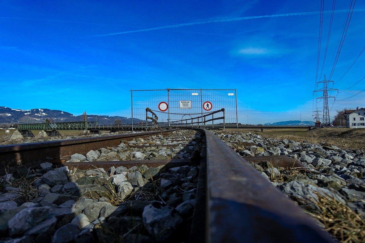 rails  train  track free photo