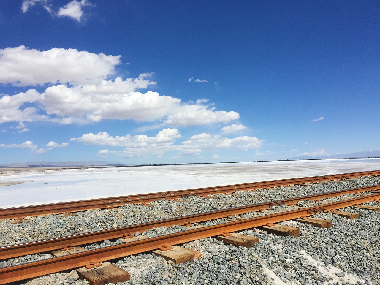 railway qinghai caka salt lake free photo