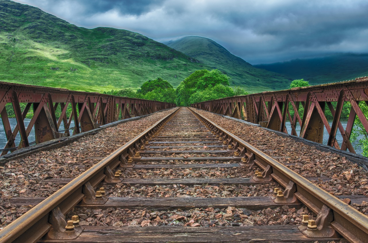 railway seemed track free photo