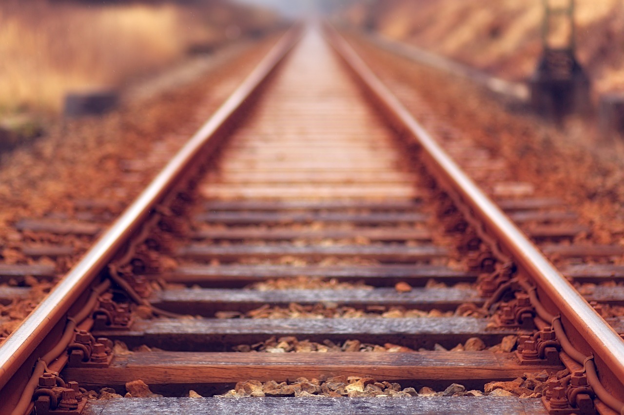 railway route in the free free photo