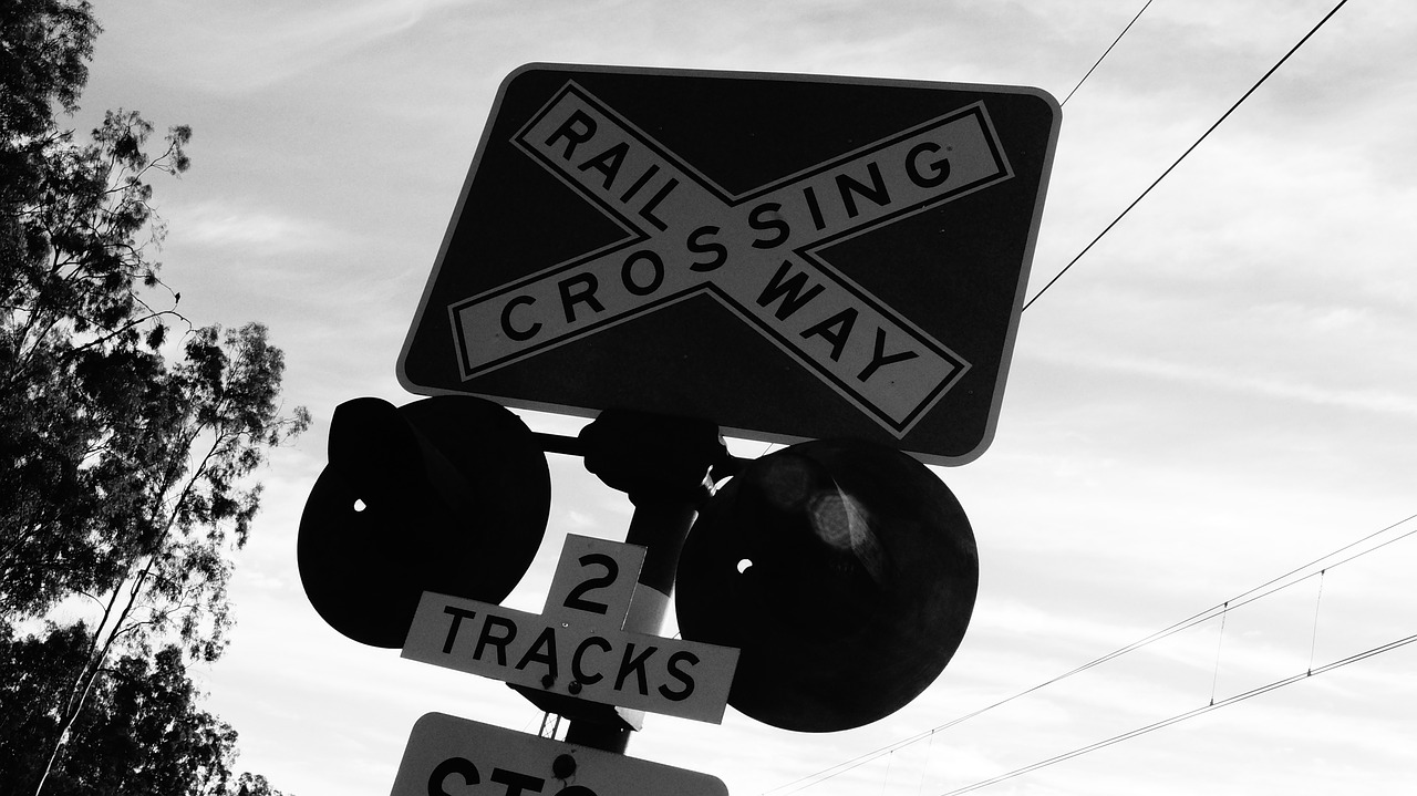 railway crossing sign free photo