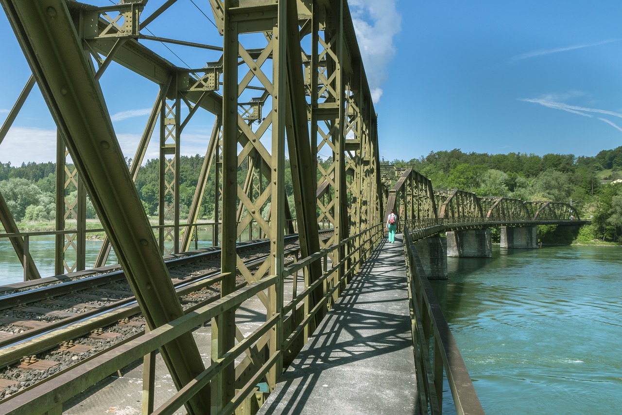 railway bridge  old bridge  trail free photo