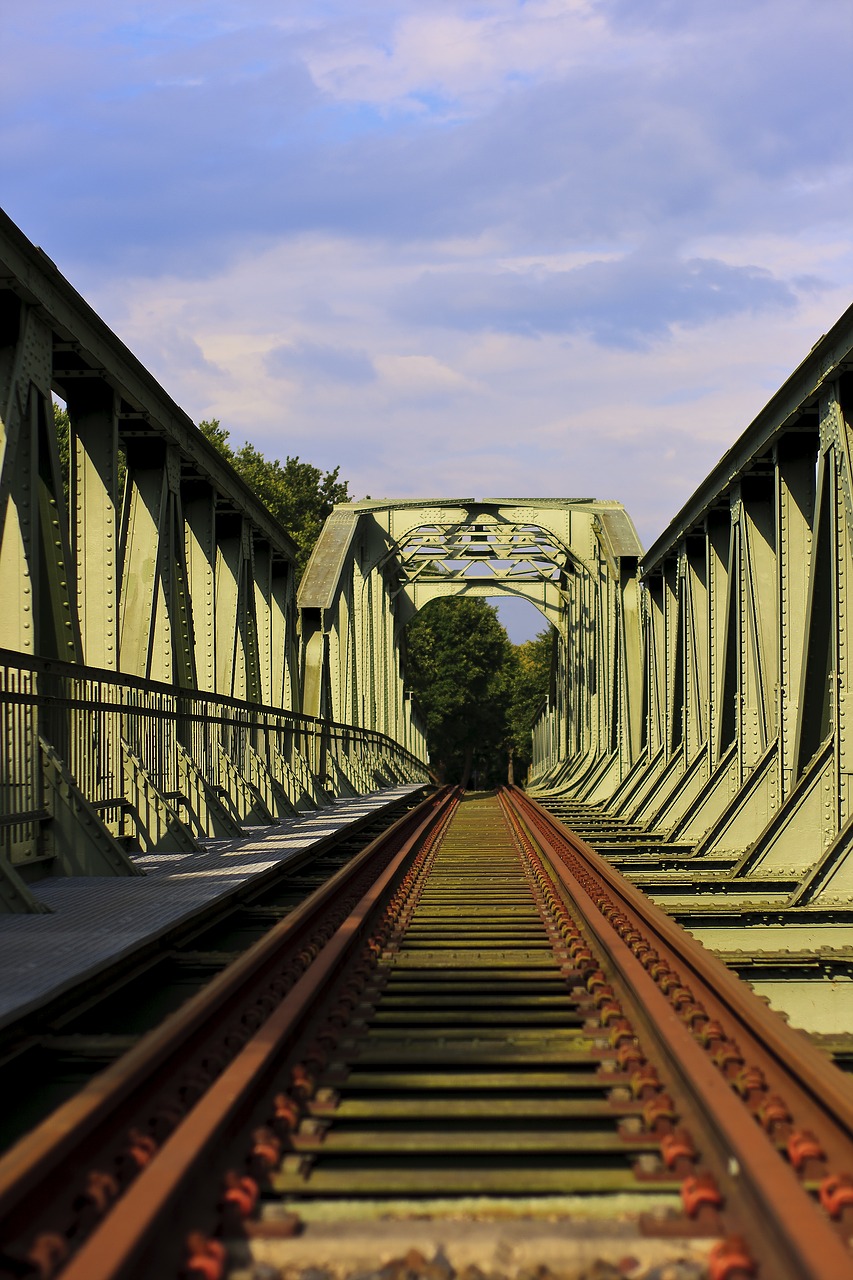 railway bridge  metal  architecture free photo