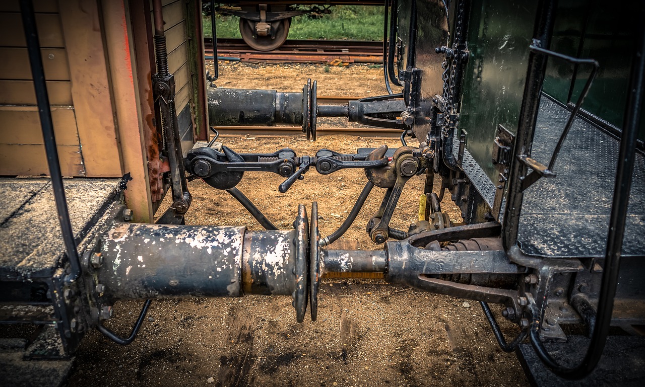 railway carriages  buffer  clutch free photo