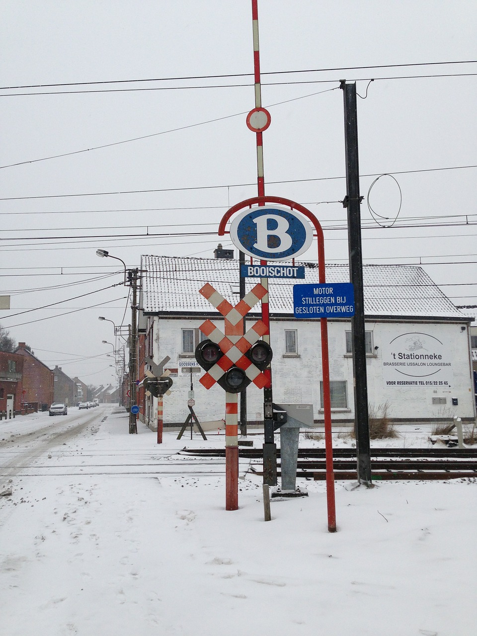 railway crossing booischot belgium free photo