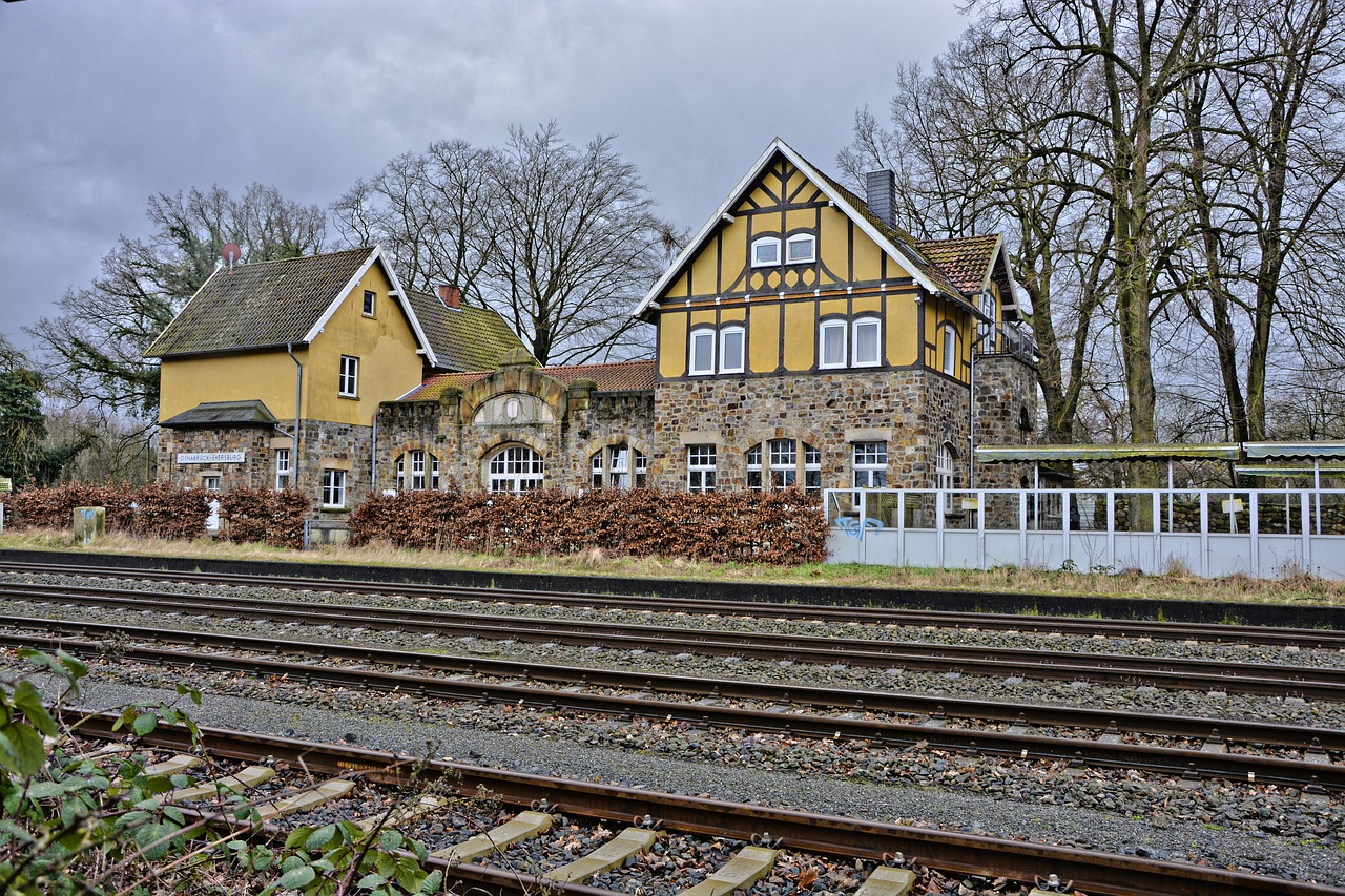 railway station osnabrück train free photo