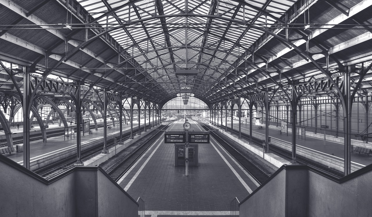 railway station station architecture free photo