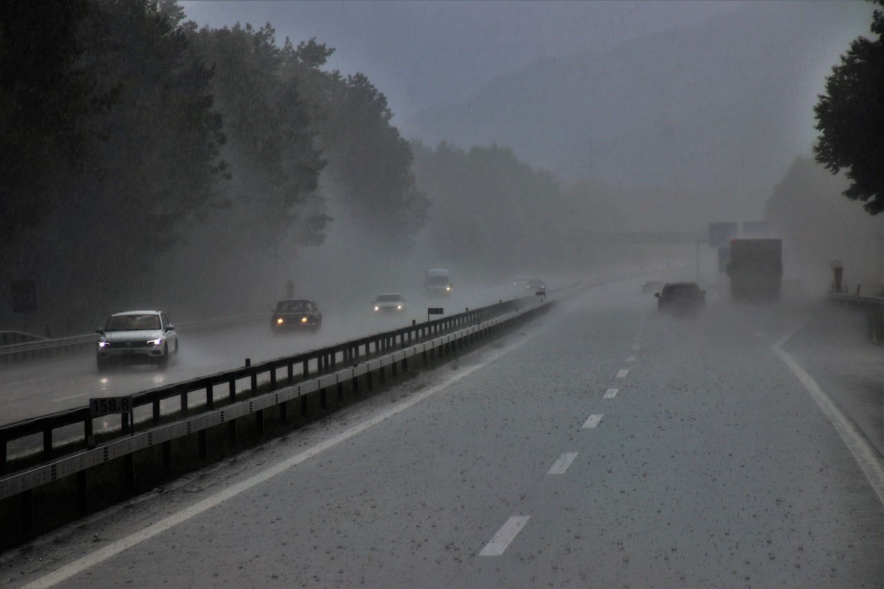 rain  storm  highway free photo