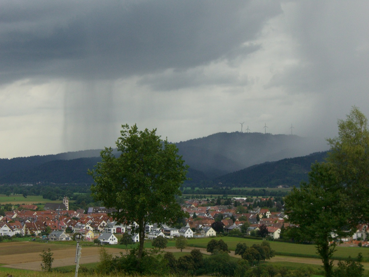 rain curtain gamis gewitterstimmung free photo