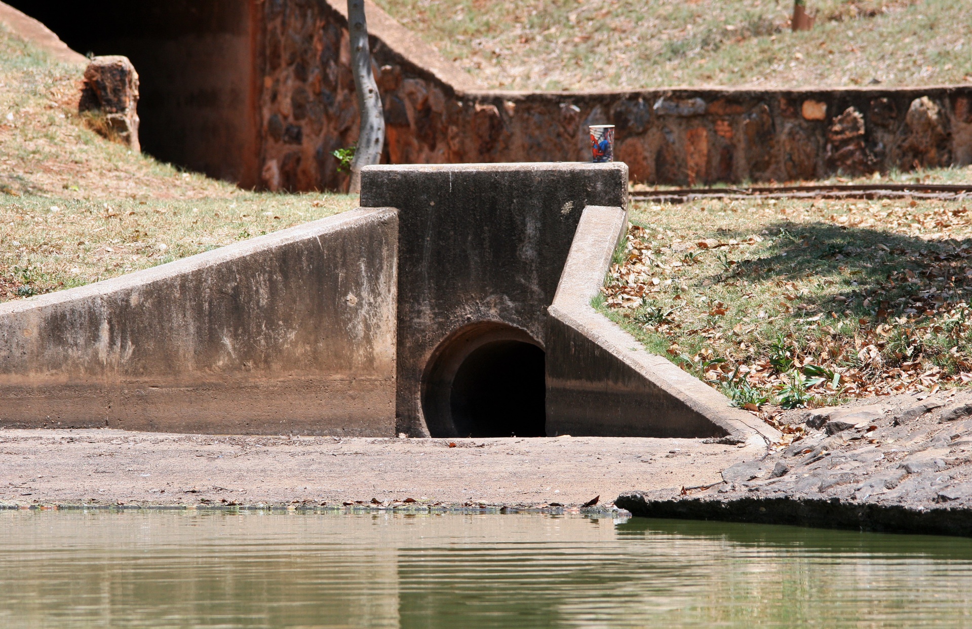 water pipe opening free photo