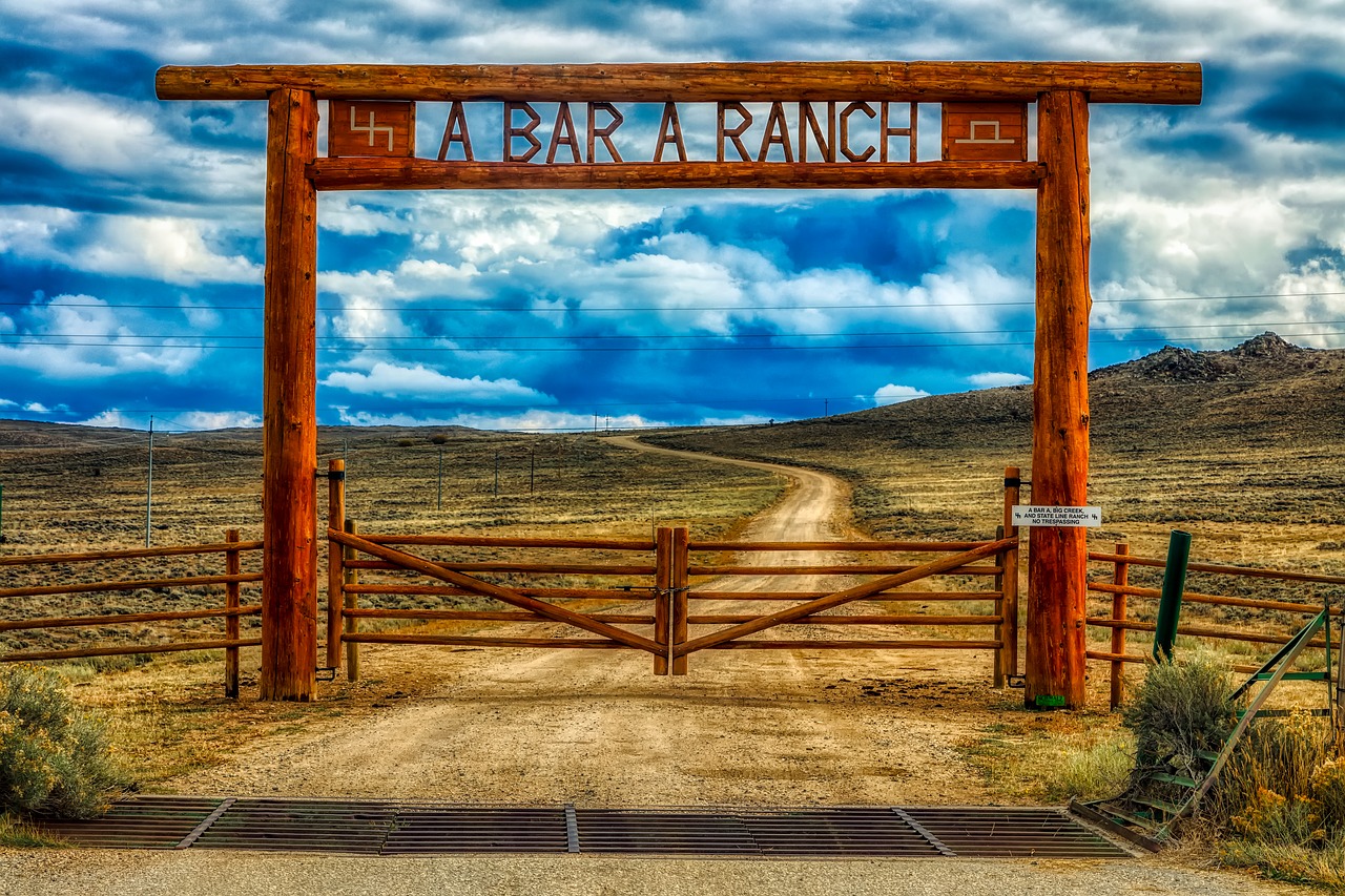 ranch  wyoming  america free photo