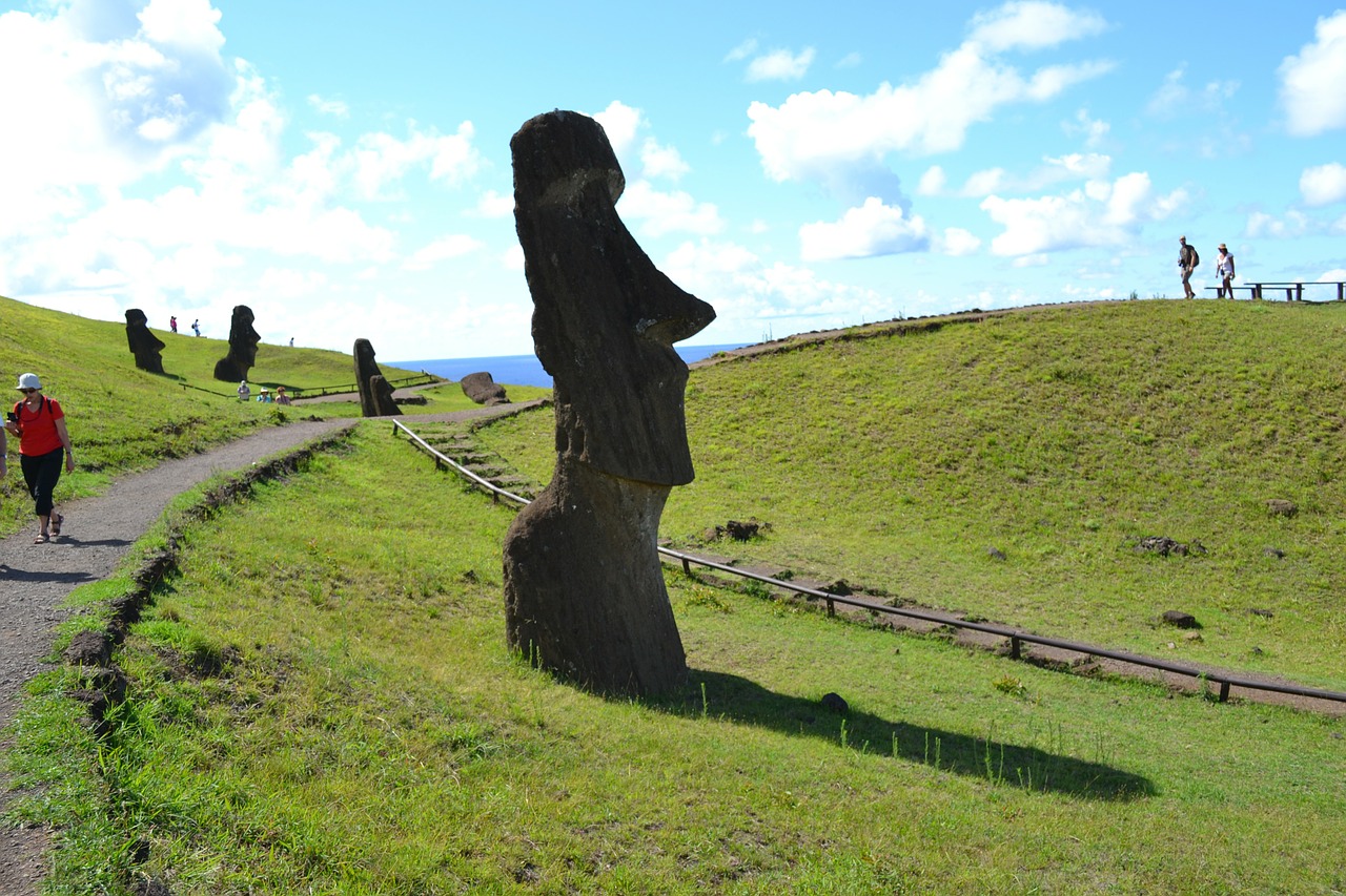 rapa nui easter island moai free photo