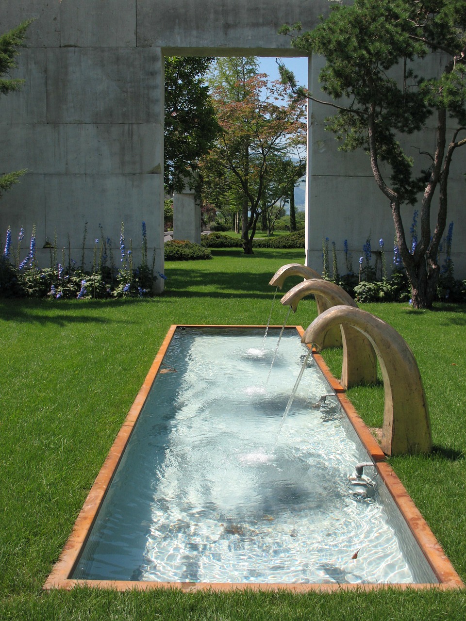 rapperswil garden water feature free photo