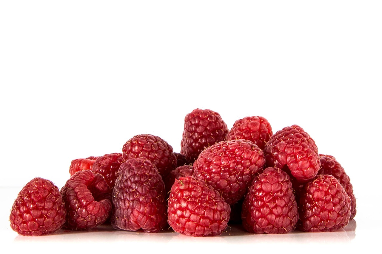 raspberries small red fruits red fruit free photo