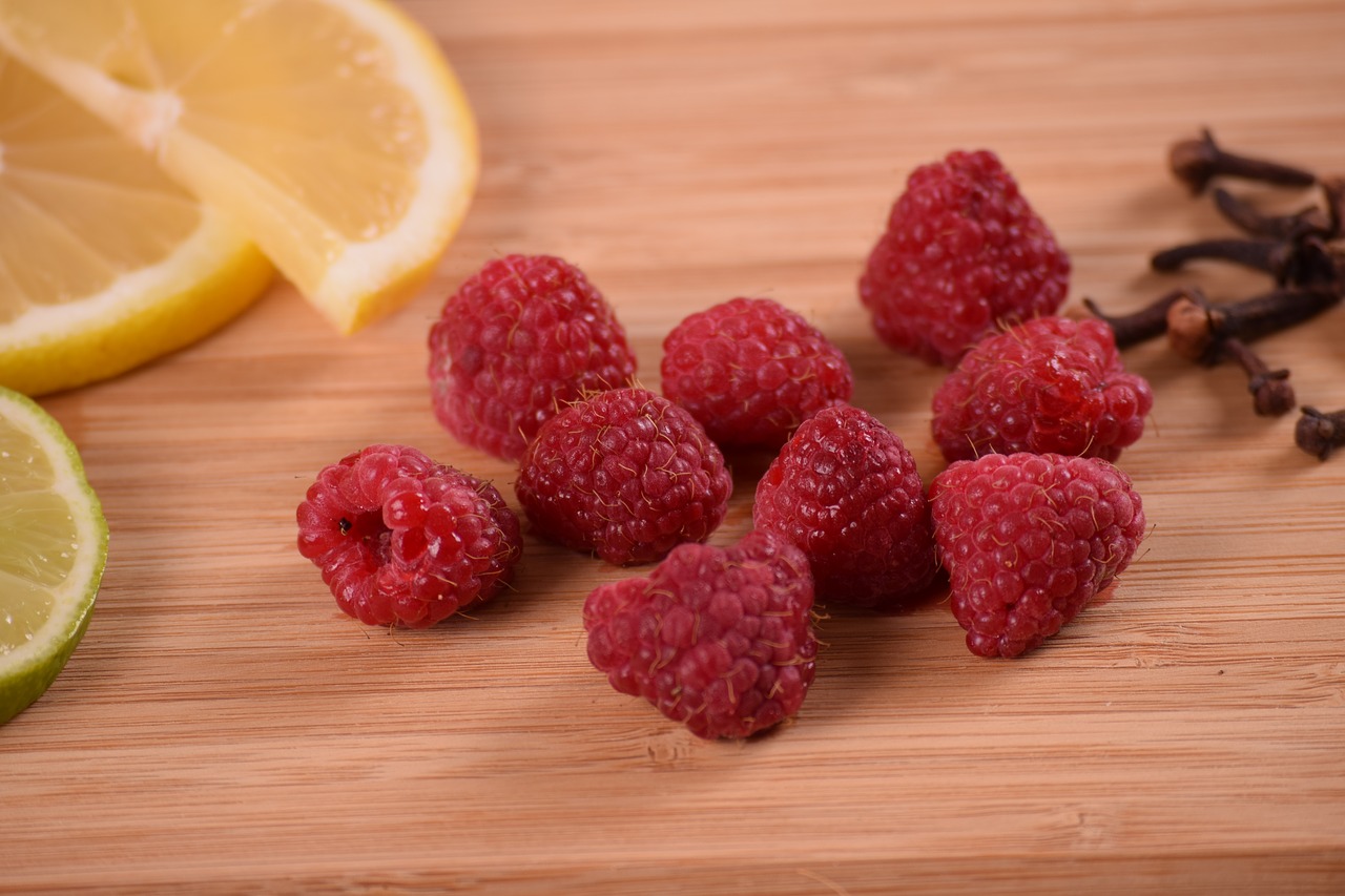 raspberries lemon lime free photo