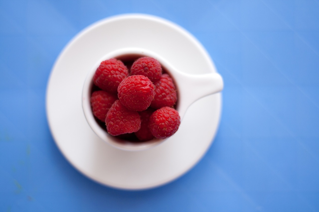 raspberry raspberries fruits free photo