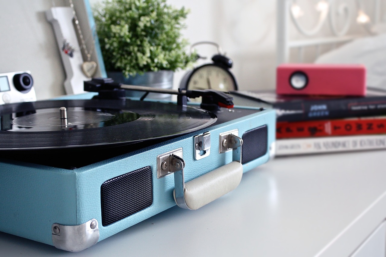 record vintage record player free photo