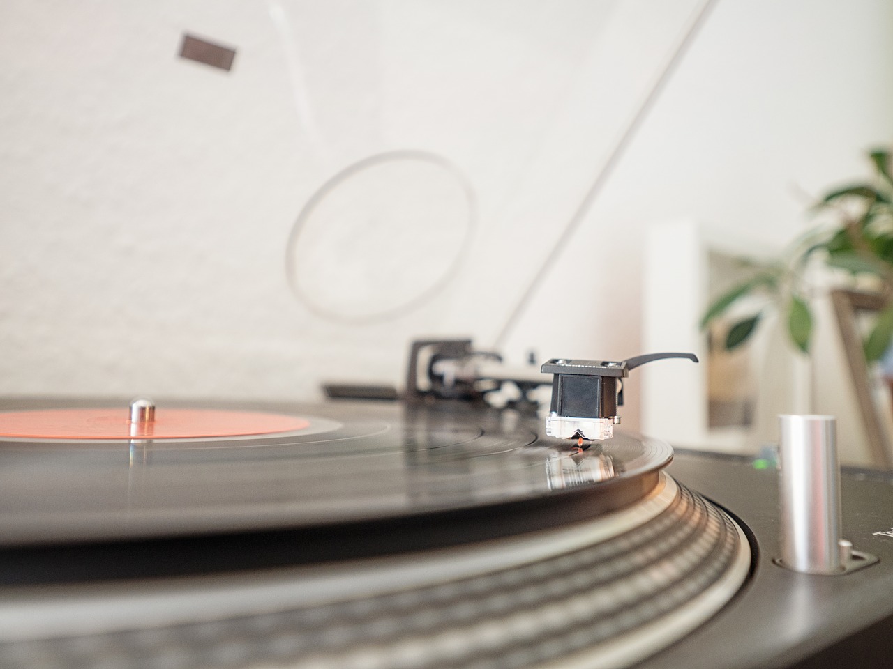 record turntable music free photo