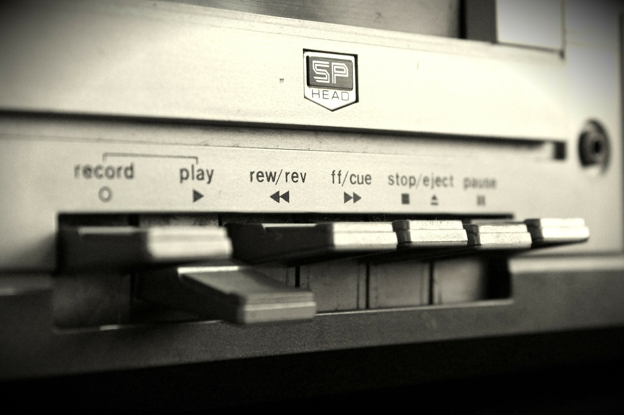 record player jukebox tape free photo