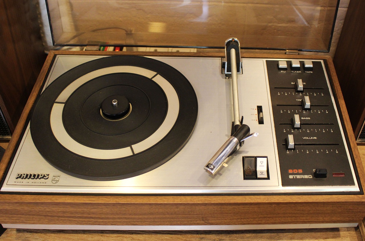 record player sound center record free photo