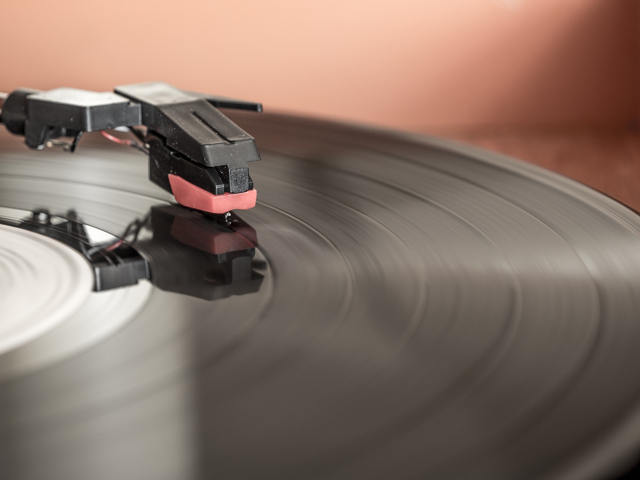 record player  stylus  phonograph record free photo