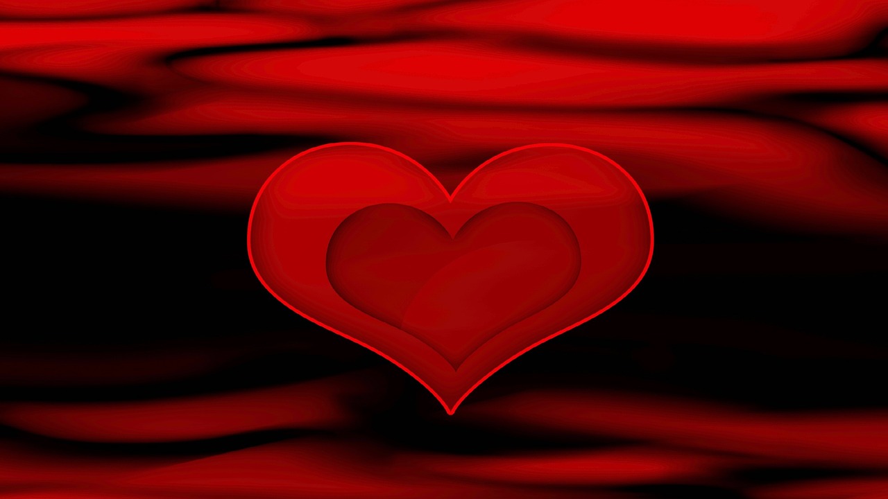 red black heart free photo