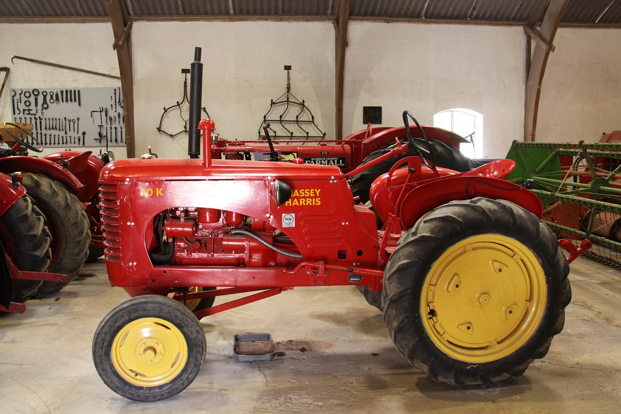 red tractor museum free photo