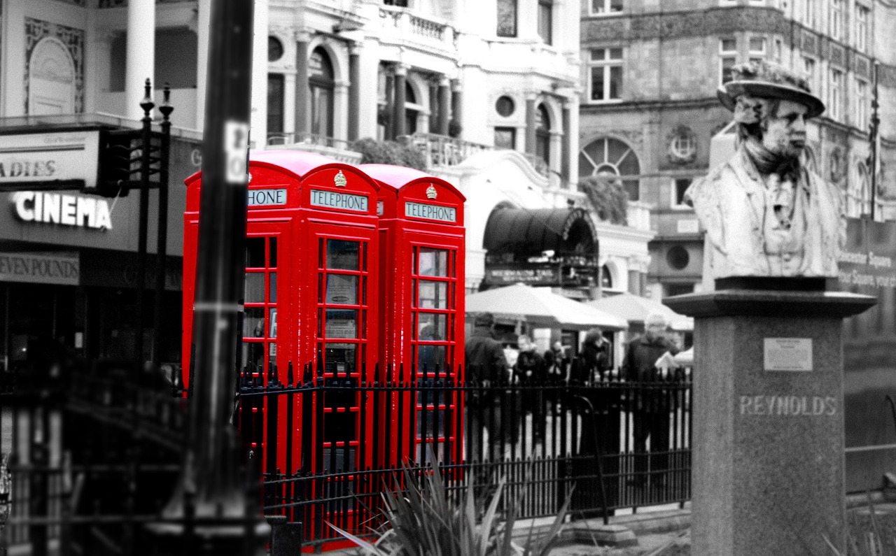 red telephone box telephone free photo