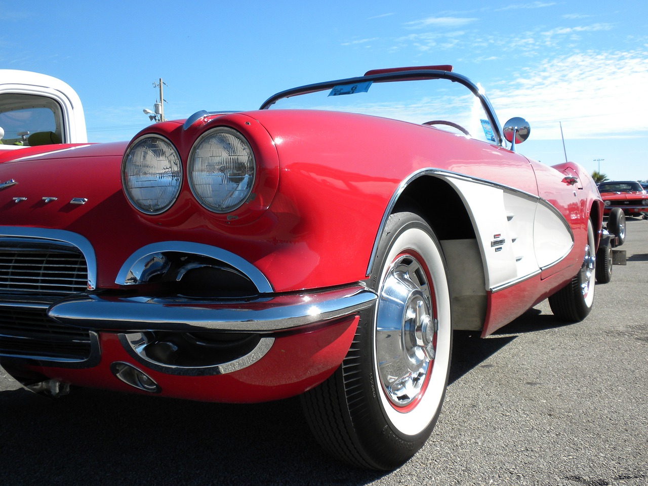 red corvette chevrolet free photo