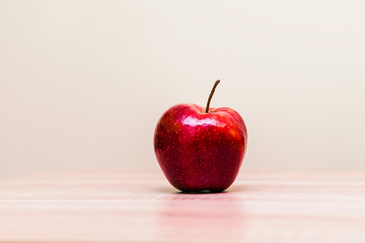 red apple fruit free photo