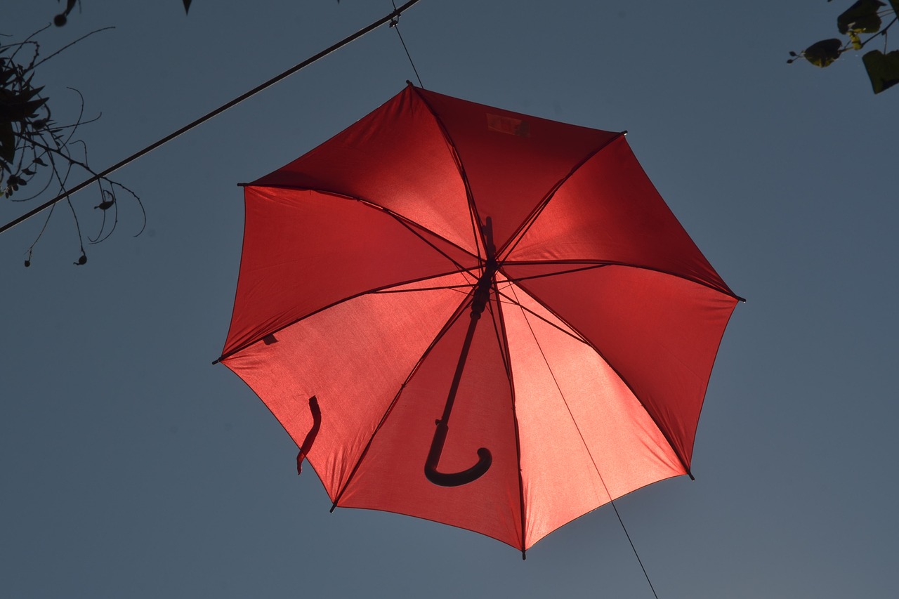 red  umbrella  heaven free photo