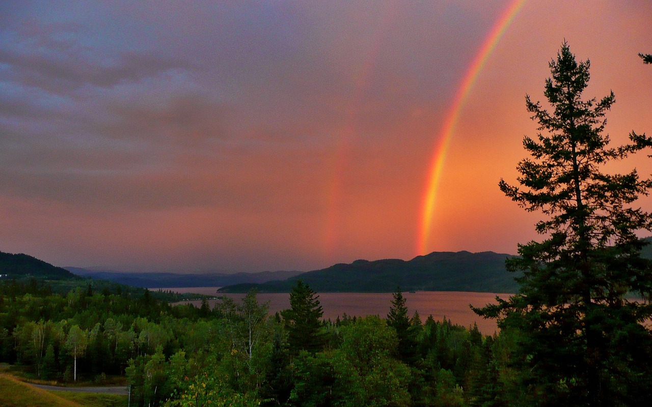 red thunderstorm rainbow free photo