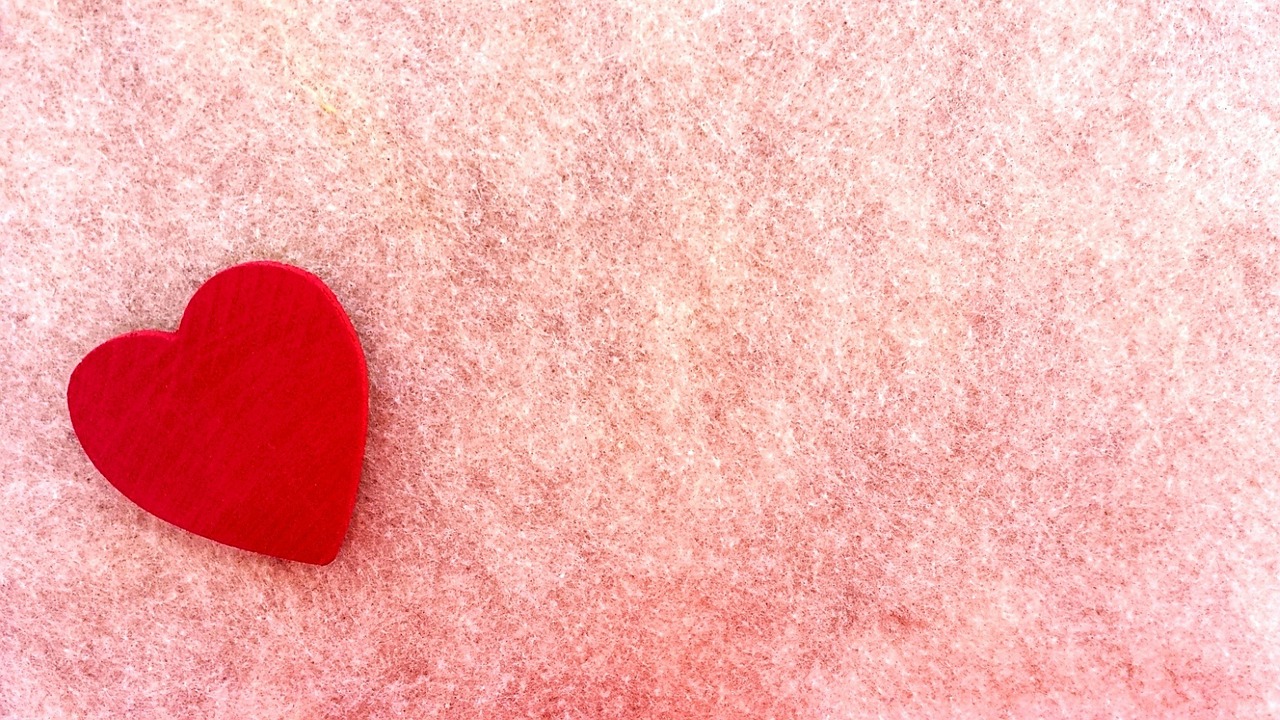 red heart love free photo