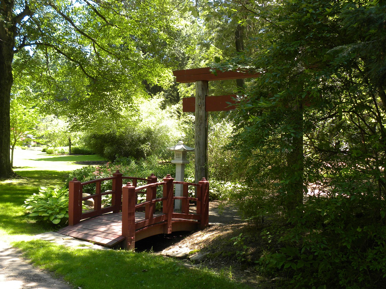 red bridge path free photo