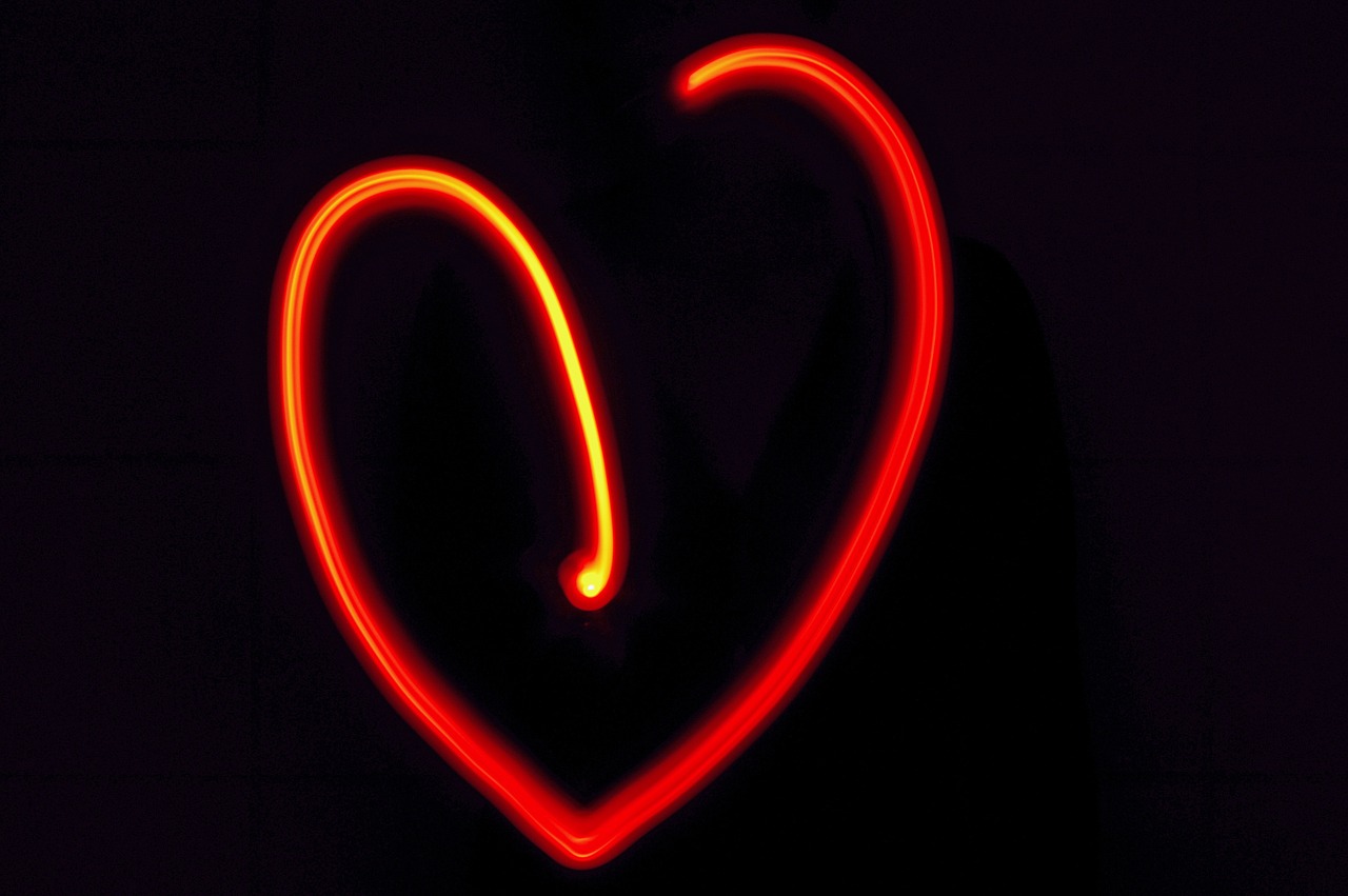 red heart love free photo