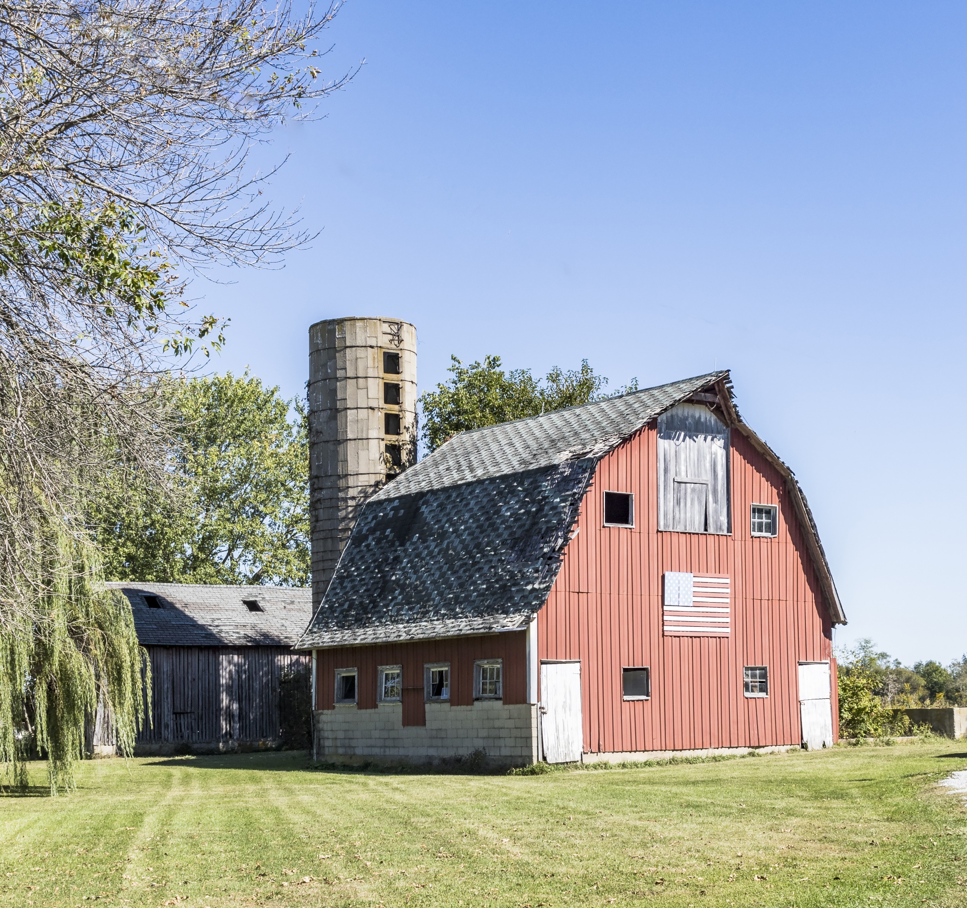 barn red barn rural free photo