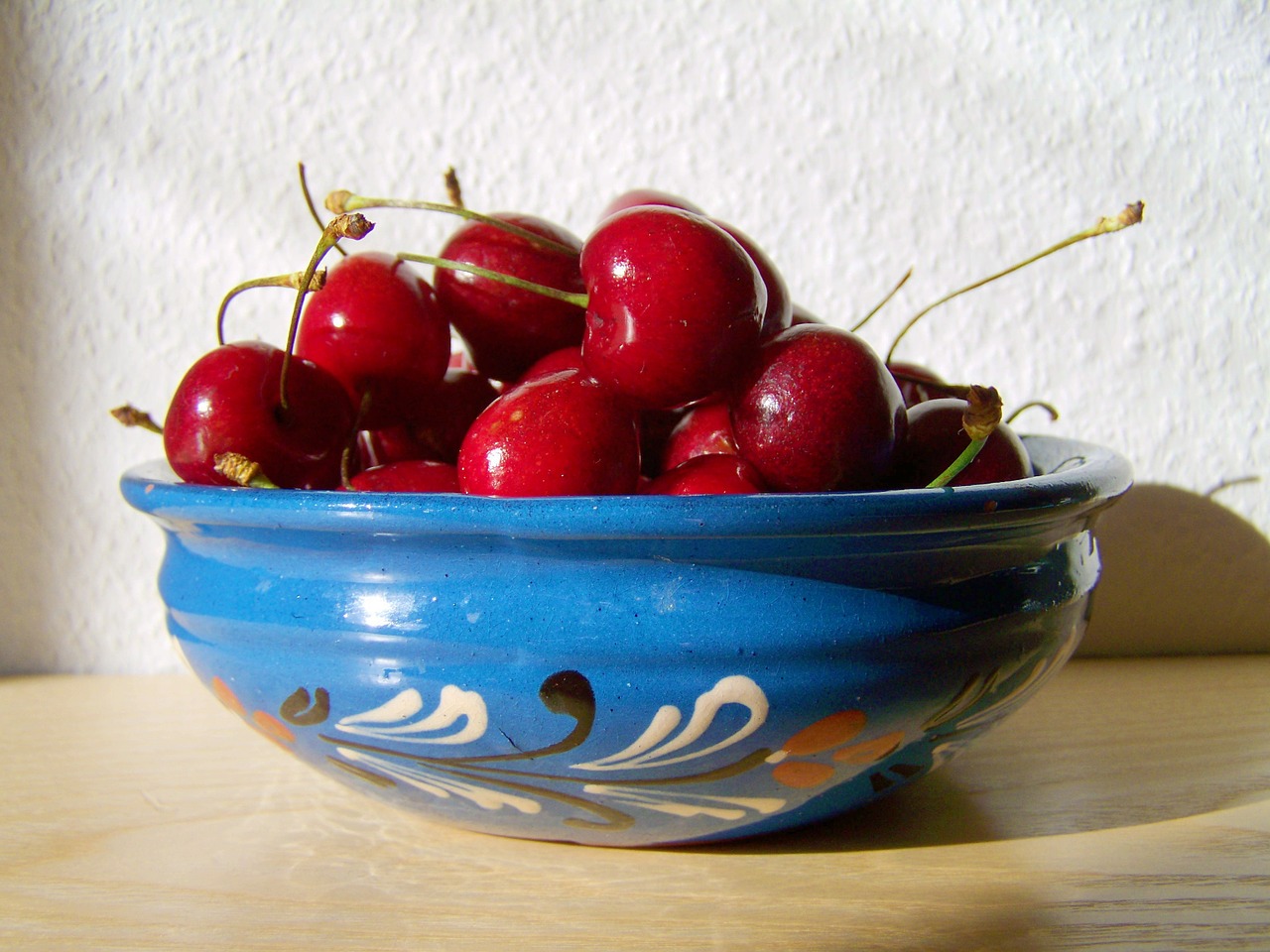 red cherry fruit mature free photo