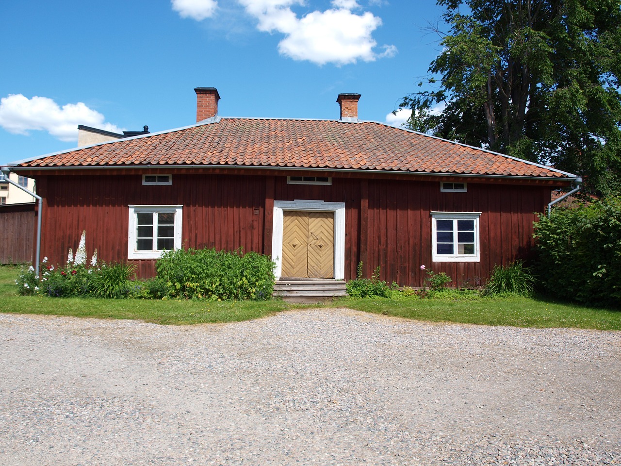 red cottage summer house free photo