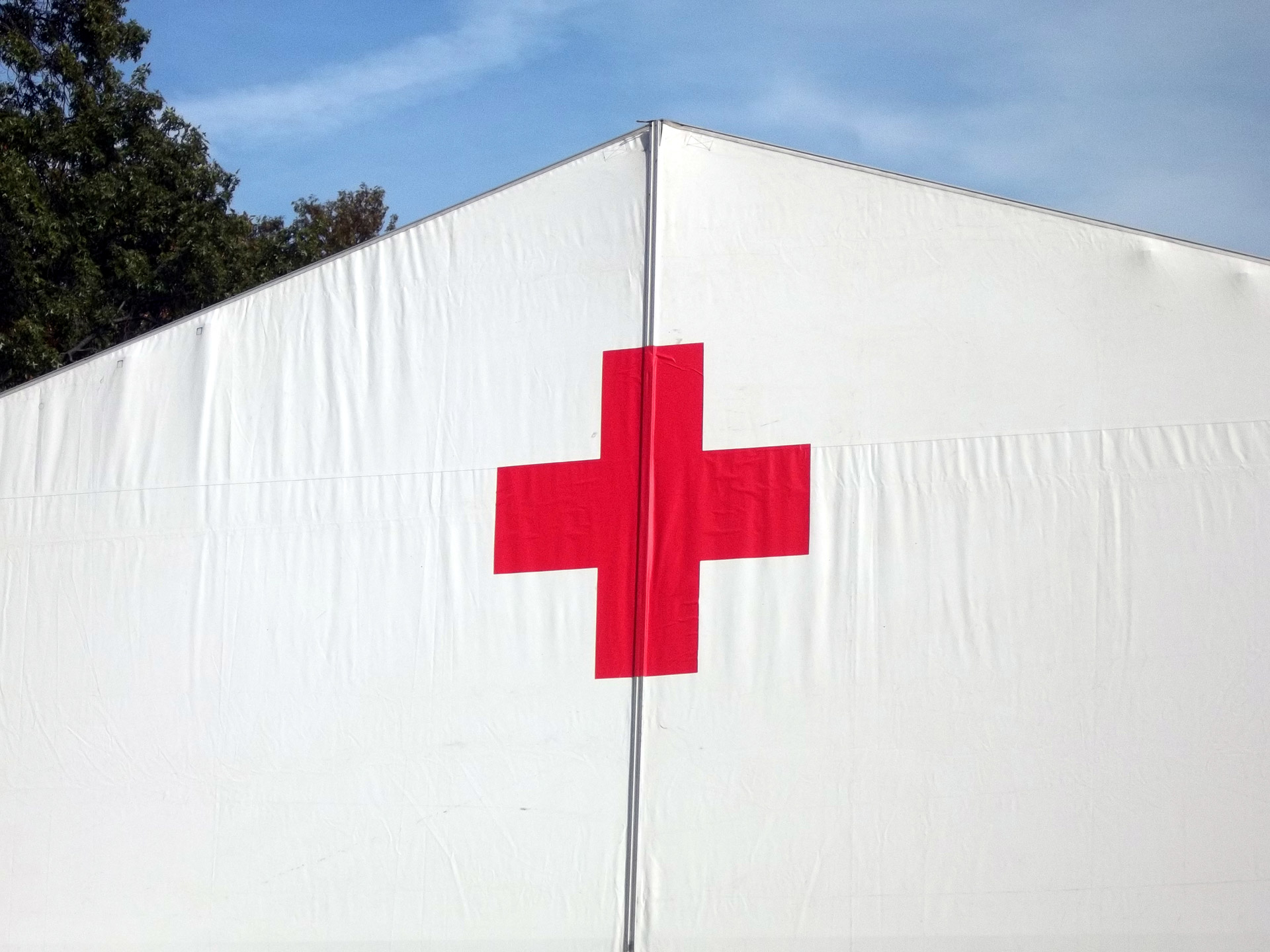 red cross tent free photo