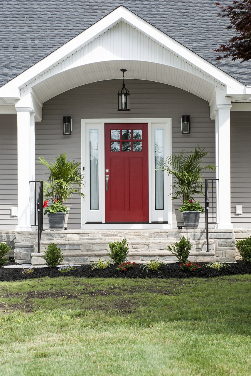 red door porch exterior free photo