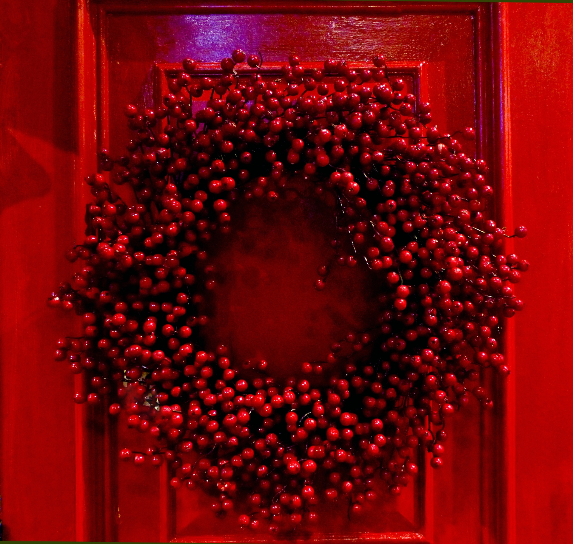 red door wreath free photo