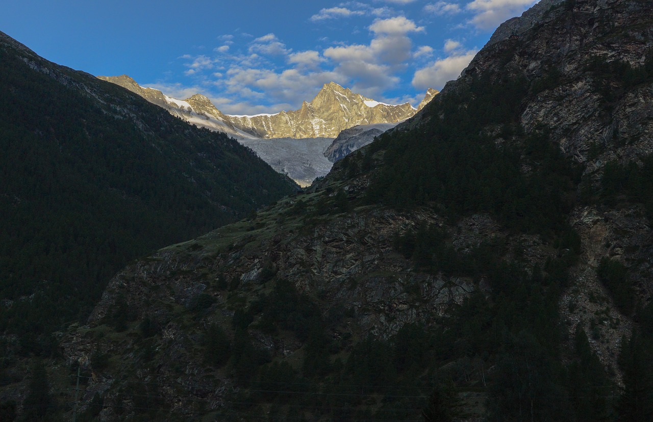 red horn mountain mountains free photo