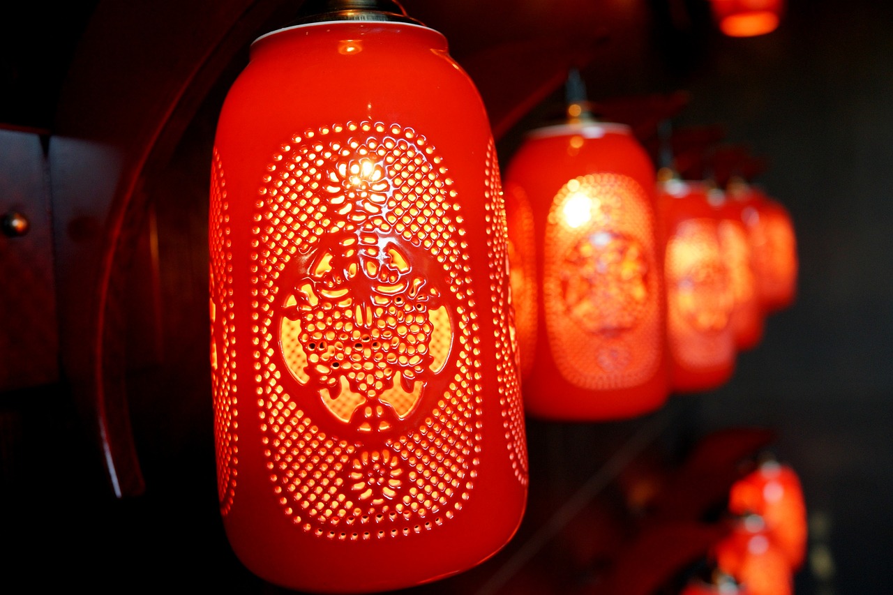 red lantern welcome restaurant foyer free photo