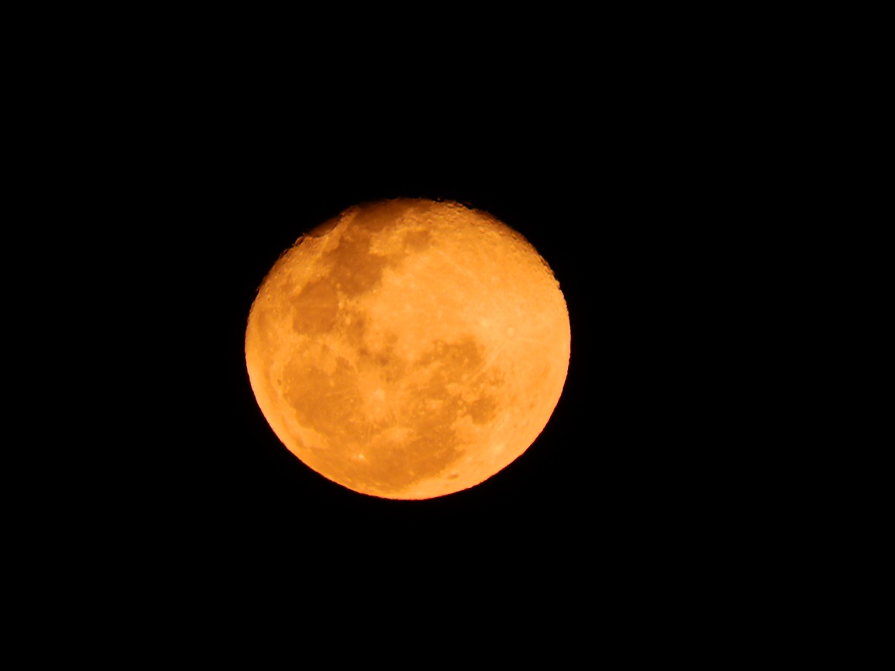 red moon moon strawberry night free photo